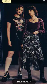Hot Topic: Pop Culture Fashion screenshot